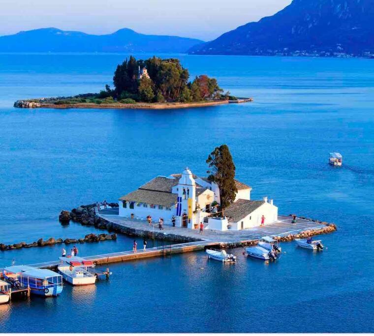 E & G- Figareto 4 Corfu (city)